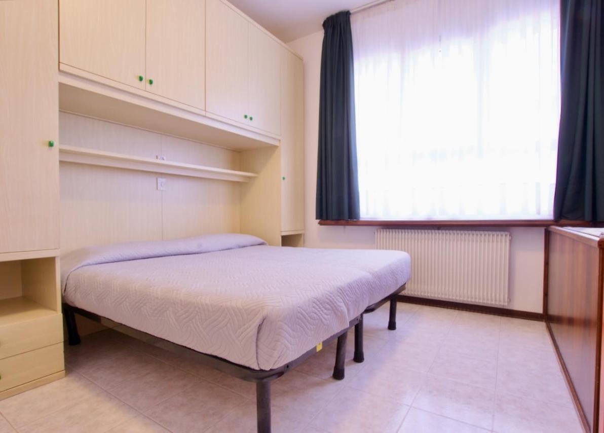 Residence Madrid Lido di Jesolo Buitenkant foto