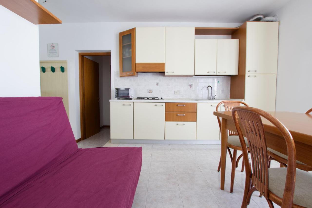 Residence Madrid Lido di Jesolo Buitenkant foto